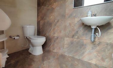 SE VENDE HERMOSA CASA CAMPESTRE AMOBLADA