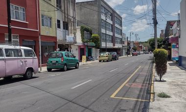 Vendo edificio en el centro de puebla Col. El Carmen con bodegas en construcción vertical, 1424 m2 en tres niveles $12,990,000