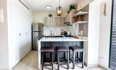 (En Venta) Departamento Amoblado + Cochera y Depósito en Barranco