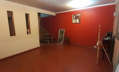 AMPLIA CASA 4 DORMITORIOS METRO SAN JOSE DE LA ESTRELLA