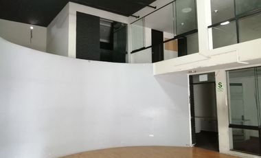 En Venta Casa de 2 Pisos Ubicada Cerca Al Bosque El Olivar - San Isidro