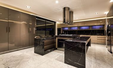 Espectacular Casa en renta con alberca en fraccionamiento Zona Angelópolis