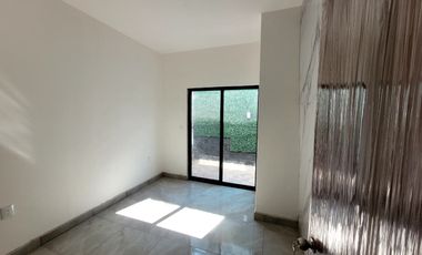 CASA CON ALBERCA EN MORELOS