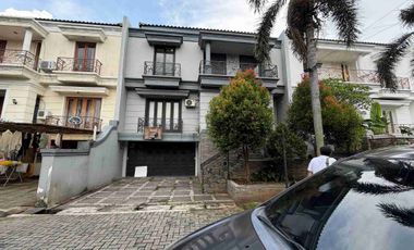 townhouse. jkt selatan. hrg. super terjangkau. cilandak. timur. turun. harga. jual.  cpt.  6,8m.  jadi.  4,9.     lingkungan. asri.  tenang. one. gate. termurah. jkt. selatan