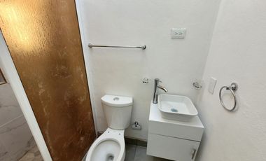 CASA CON ALBERCA EN MORELOS