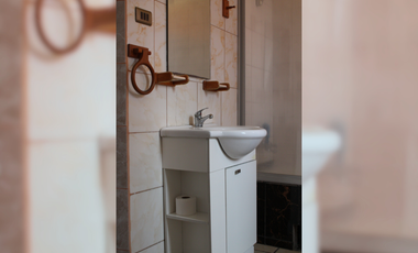 EN VENTA CASA 3D 2B CON AMPLIA TERRAZA Y LOCAL IQUIQUE