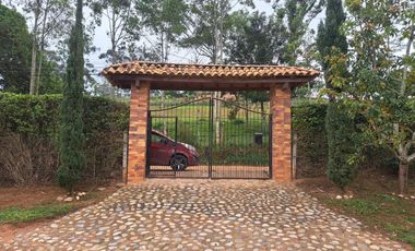 VENTA HERMOSA PARCELA RUITOQUE ALTO