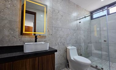 Casa en venta Valle Imperial Coto Almendros 4rec, esquina y acabados de lujo