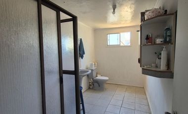 CASA CON GRAN TERRENO Y EXCELENTE CONECTIVIDAD - AVDA. ALEMANIA