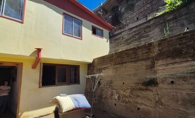 CASA CON GRAN TERRENO Y EXCELENTE CONECTIVIDAD - AVDA. ALEMANIA