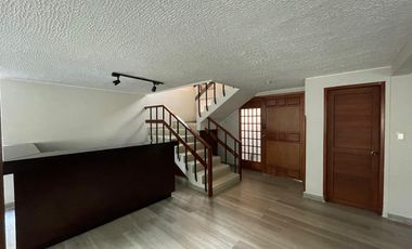 SE VENDE CASA LAGOS DEL CACIQUE BUCARAMANGA
