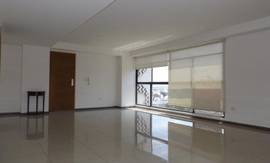 Lindo departamento de 186 m2 en renta, excelente ubicación en Col La Paz, cerca de Ave. Juárez 2 recamaras, 2 baños, 2 autos $18000