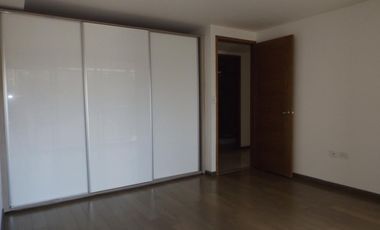 Lindo departamento de 186 m2 en renta, excelente ubicación en Col La Paz, cerca de Ave. Juárez 2 recamaras, 2 baños, 2 autos $18000