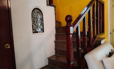 HERMOSA CASA EN RENTA OLIVOS II
