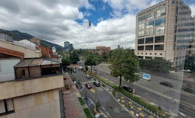 OFICINAS DE UBICACION PRIVILEGIADA CONTIGUA HACIENDA SANTA BARBARA