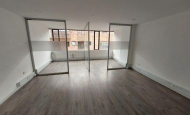 OFICINAS DE UBICACION PRIVILEGIADA CONTIGUA HACIENDA SANTA BARBARA