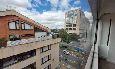 OFICINAS DE UBICACION PRIVILEGIADA CONTIGUA HACIENDA SANTA BARBARA