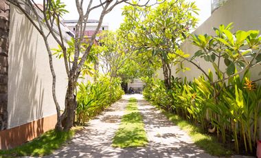 Dijual Villa di area premium Jalan Dewi Saraswati