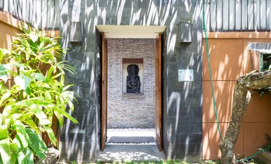 Dijual Villa di area premium Jalan Dewi Saraswati