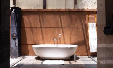 Dijual Villa di area premium Jalan Dewi Saraswati