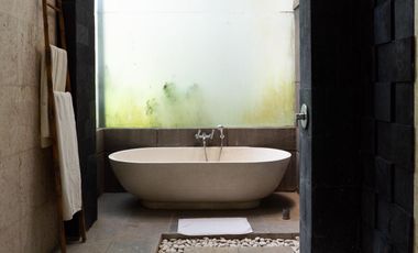 Dijual Villa di area premium Jalan Dewi Saraswati