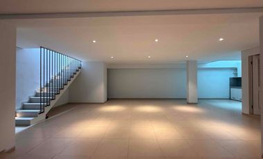 Rumah Mewah Emporio Design, 4 Lantai di Cilandak Jakarta Selatan Murah