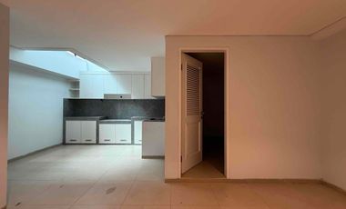 Rumah Mewah Emporio Design, 4 Lantai di Cilandak Jakarta Selatan Murah