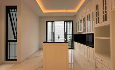 Rumah Mewah Emporio Design, 4 Lantai di Cilandak Jakarta Selatan Murah