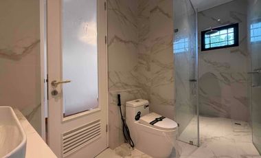 Rumah Mewah Emporio Design, 4 Lantai di Cilandak Jakarta Selatan Murah