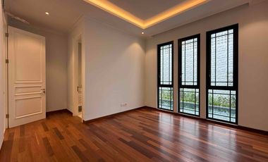 Rumah Mewah Emporio Design, 4 Lantai di Cilandak Jakarta Selatan Murah