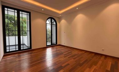 Rumah Mewah Emporio Design, 4 Lantai di Cilandak Jakarta Selatan Murah