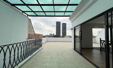 Rumah Mewah Emporio Design, 4 Lantai di Cilandak Jakarta Selatan Murah