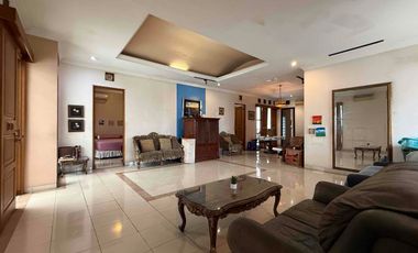 Dijual Rumah Mewah Siap Huni di Kav. Agraria – Luas,Tanah Luas Murah