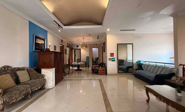 Dijual Rumah Mewah Siap Huni di Kav. Agraria – Luas,Tanah Luas Murah