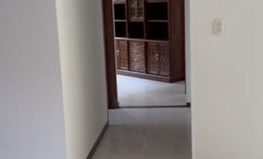 SE VENDE APARTAMENTO EN CABECERA DEL LLANO