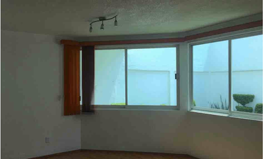 CASA EN RENTA EN METEPEC FRACCIONAMIENTO CANDILEJAS