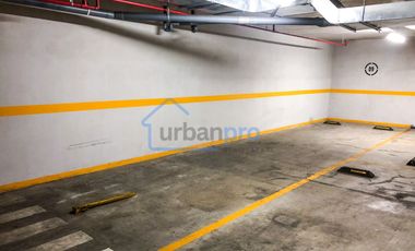 En Venta - Cochera Lineal en Barranco (entran hasta 2 vehículos) | Sótano 1