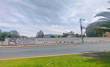 Rento amplio terreno plano frente al centro comercial San Luis shopping