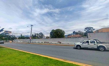 Rento amplio terreno plano frente al centro comercial San Luis shopping