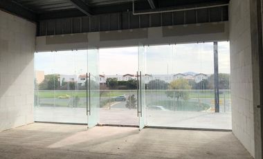 RENTA LOCAL COMERCIAL 110 MT EL CAMPANARIO LA RESERVA  RL04