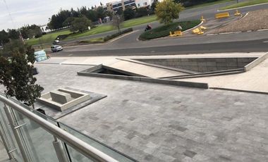 RENTA LOCAL COMERCIAL 110 MT EL CAMPANARIO LA RESERVA  RL04