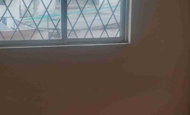 Vendo Casa en Sta Ritha y Av. Mariscal Sucre Precio Negociable