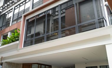 Modern Townhouse in Paco, Manila For Sale