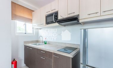 Breezy Mornings and Sparkling City Lights in a Cozy Studio Gem