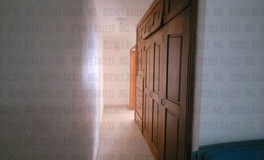 Casa Quinta en Venta en Santiago, en esquina, de 1 planta, en calle privada a 1 min de la Carretera y a 2 min a pie del muelle a la Presa de la Boca