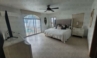 Casa Quinta en Venta en Santiago, en esquina, de 1 planta, en calle privada a 1 min de la Carretera y a 2 min a pie del muelle a la Presa de la Boca