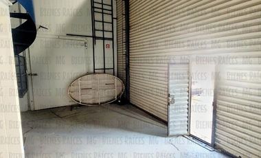 VENTA de Bodega con giro alimenticio, en esquina, a 1 cuadra de Plaza Nuevo Sur y a 1 de Av. Revolución