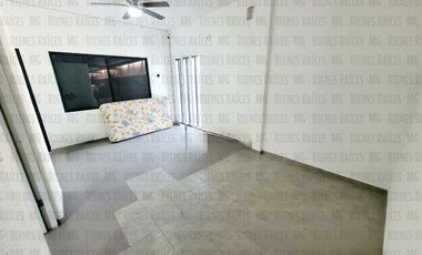 VENTA de Bodega con giro alimenticio, en esquina, a 1 cuadra de Plaza Nuevo Sur y a 1 de Av. Revolución