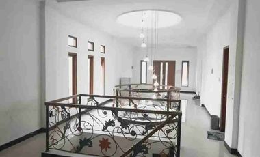 Dijual Murah Kost Exlusive semi Furnish hanya 10 menit dari Kampus UMY