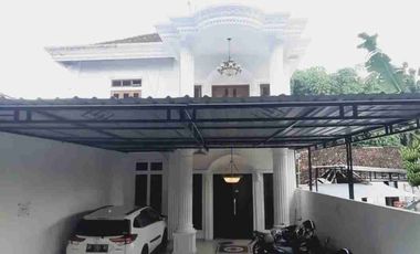 Dijual Murah Kost Exlusive semi Furnish hanya 10 menit dari Kampus UMY